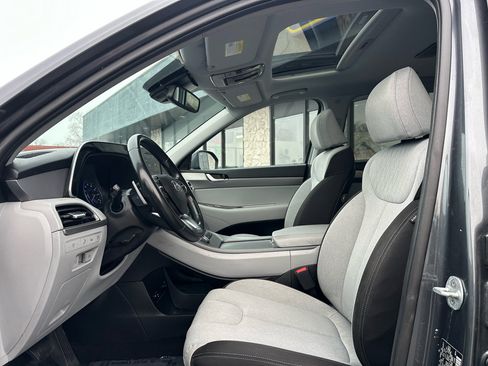 Used 2020 Hyundai Palisade SEL image 2