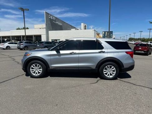 Certified 2021 Ford Explorer 2WD image 2