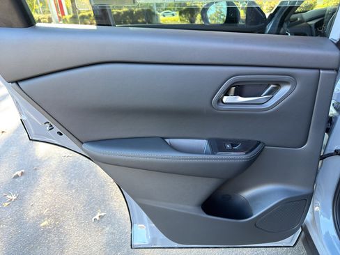 New 2026 Nissan Rogue SV image 28