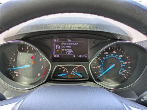Used 2016 Ford Escape Titanium w/ Equipment Group 301A AWD/4WD image 25
