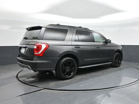 Used 2021 Ford Expedition XLT RWD image 8