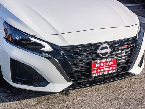 New 2025 Nissan Altima 2.5 SR image 6