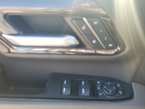 Used 2025 Chevrolet Silverado 2500 ZR2 w/ ZR2 Bison Edition image 15