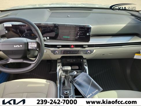 New 2026 Kia Sorento S FWD image 17