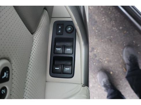 Used 2010 Acura RDX SH-AWD w/ Technology Package image 10