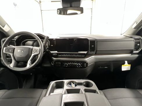 Used 2022 Chevrolet Silverado 1500 RST AWD/4WD image 10
