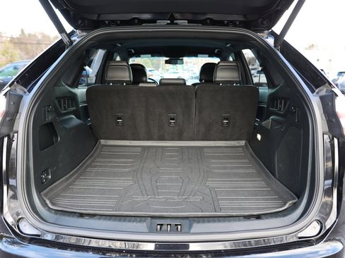 Used 2019 Ford Edge ST w/ Convenience Package image 14