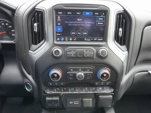 Used 2021 Chevrolet Silverado 1500 LTZ image 8