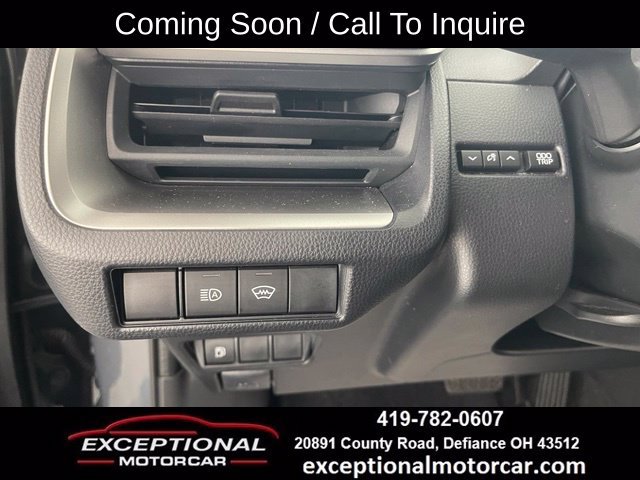 Used 2025 Toyota Prius LE FWD image 36