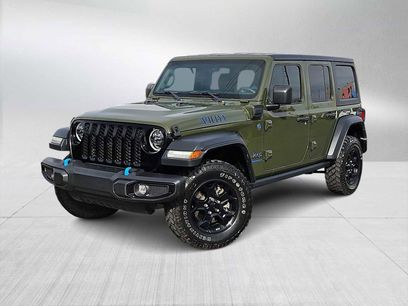 Used 2023 Jeep Wrangler Unlimited w/ 8.4" Radio Group