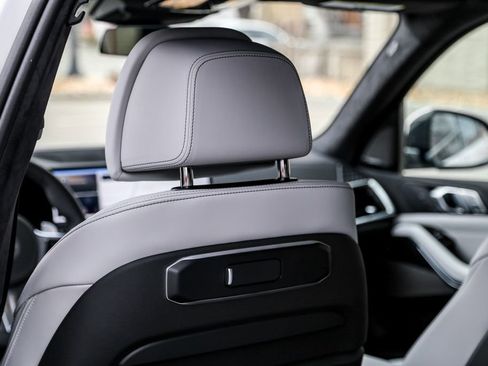 New 2026 BMW X7 xDrive40i w/ M Sport Package image 21