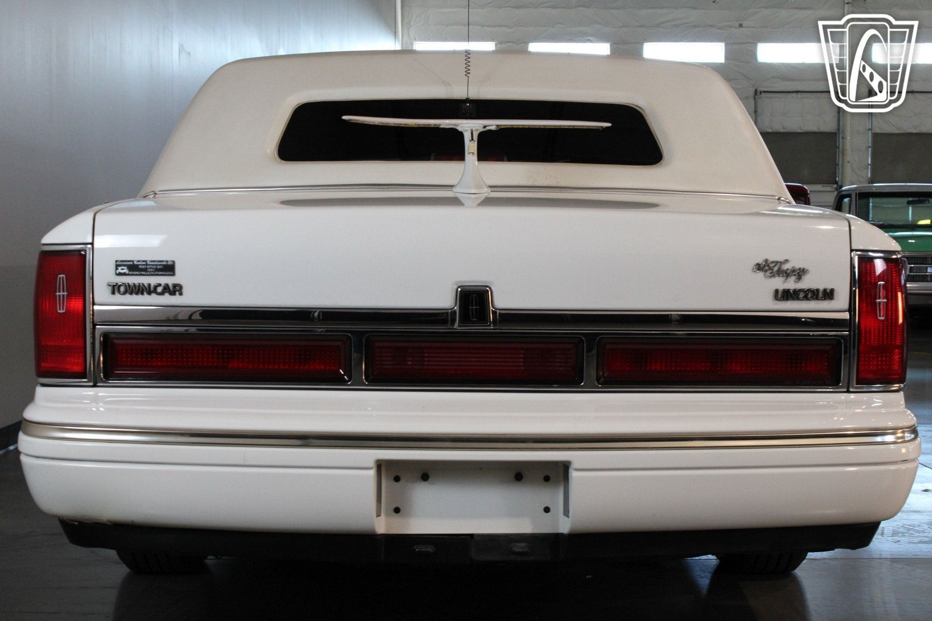Used 1996 Lincoln Town Car Executive RWD image 22