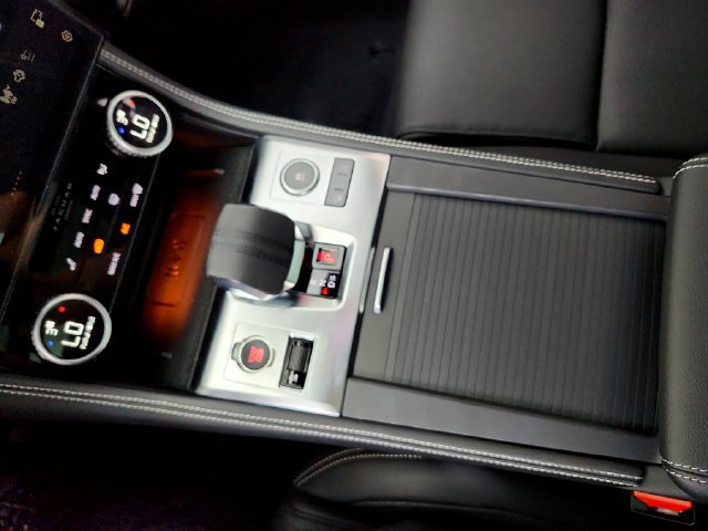 New 2026 Jaguar F-PACE R-Dynamic S AWD/4WD image 26