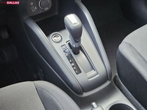 New 2025 Nissan Kicks Play S image 17