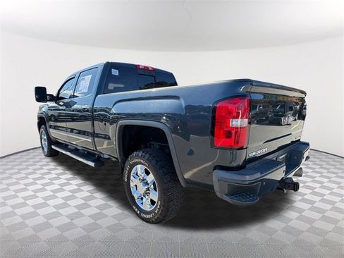 Used 2018 GMC Sierra 3500 Denali w/ Duramax Plus Package image 7