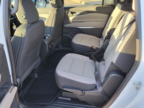 New 2026 Chevrolet Traverse LT w/ Driver Confidence Package FWD image 13