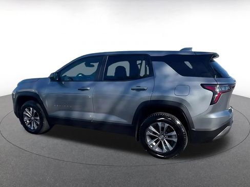 Used 2025 Chevrolet Equinox LT image 10