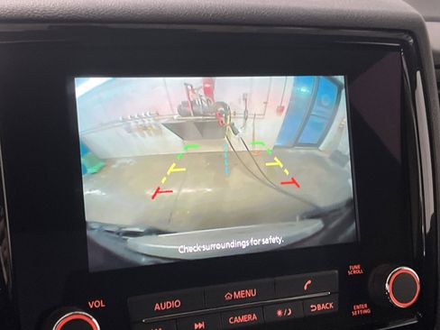 Used 2024 Nissan Frontier S w/ Technology Package image 23