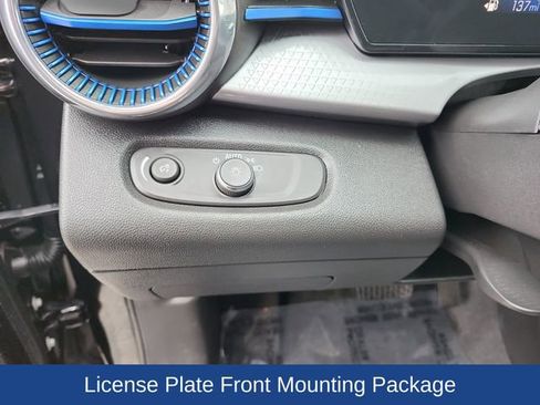 Certified 2025 Chevrolet Trax LT w/ LT Convenience Package image 14