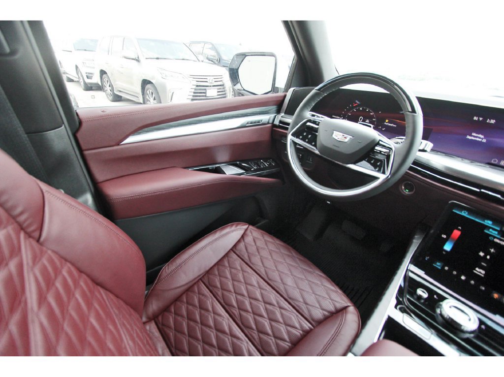 New 2027 Cadillac Escalade Luxury w/ Touring Package AWD/4WD image 8