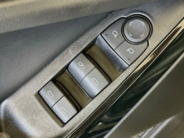 Used 2025 Chevrolet Equinox LT w/ Convenience Package II FWD image 19