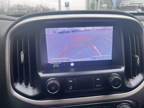 Used 2019 Chevrolet Colorado LT w/ Colorado RST Special Edition image 12