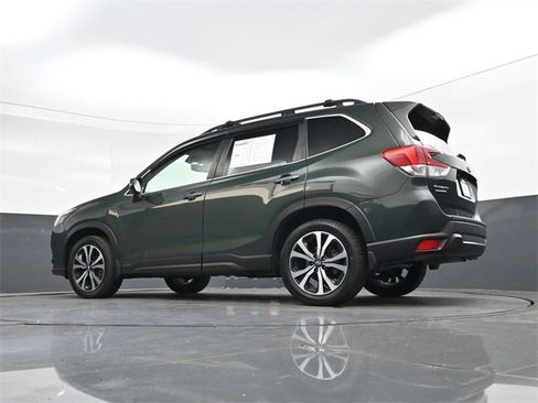 Used 2022 Subaru Forester Limited image 40