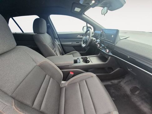 Used 2025 Honda Prologue EX image 14