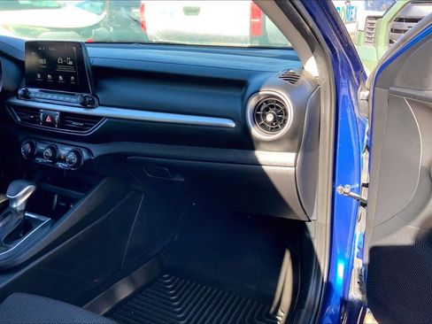 Used 2020 Kia Forte LXS image 16