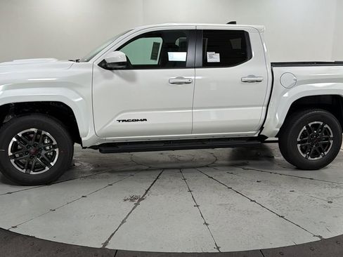 New 2026 Toyota Tacoma TRD Sport image 8