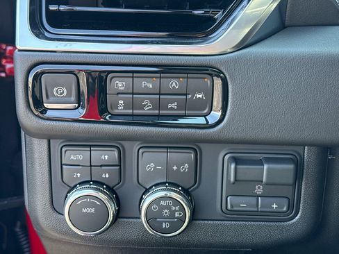 New 2026 GMC Yukon Elevation AWD/4WD image 20