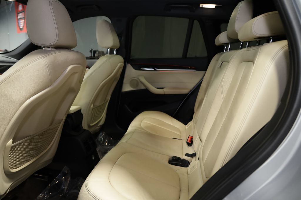 Used 2017 BMW X1 sDrive28i FWD image 18