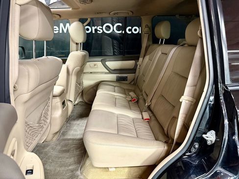 Used 2007 Toyota Land Cruiser image 23