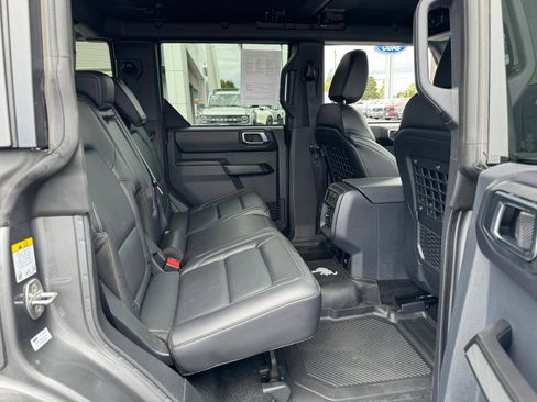 Certified 2025 Ford Bronco Badlands w/ Matte Film Protection Package AWD/4WD image 29