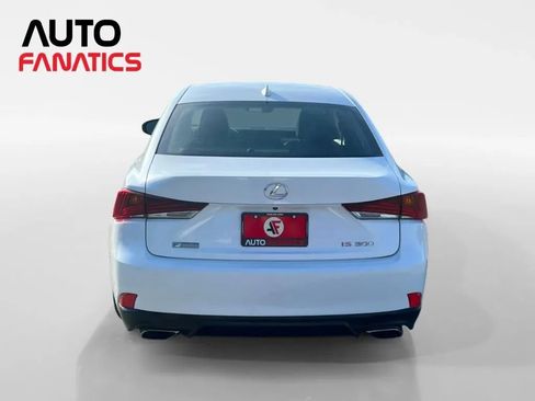 Used 2018 Lexus IS 300 F Sport w/ F Sport Package RWD image 4