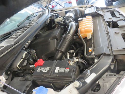 Used 2017 Ford F150 Lariat w/ Equipment Group 502A Luxury image 60