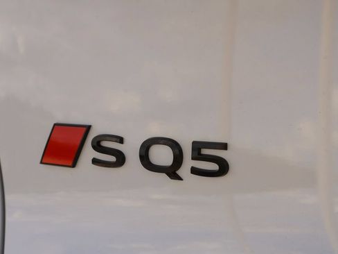 New 2026 Audi SQ5 Premium Plus AWD/4WD image 28