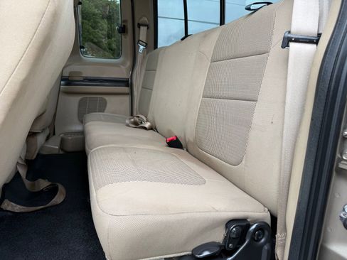 Used 2006 Ford F350 4x4 SuperCab Super Duty image 12