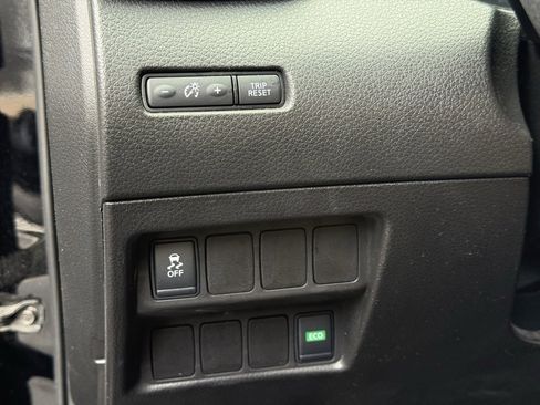 Used 2018 Nissan Rogue Sport S w/ S Appearance Package image 16