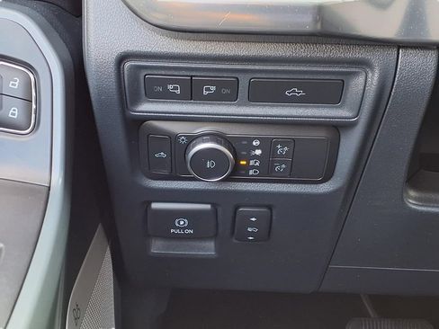 Certified 2022 Ford F150 Lariat AWD/4WD image 24