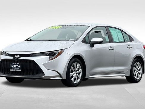 Used 2021 Toyota Corolla LE image 8