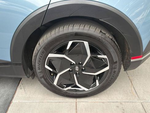 Used 2024 Hyundai Ioniq 5 SEL RWD image 12