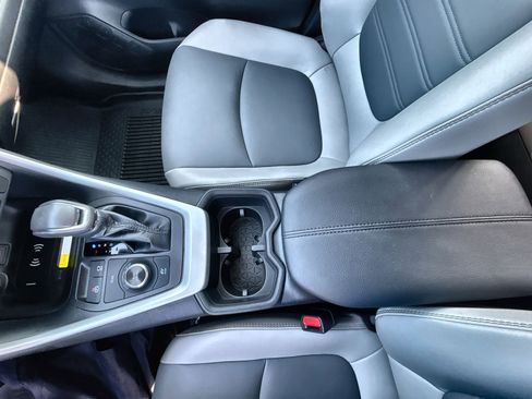 Used 2023 Toyota RAV4 XLE Premium image 24