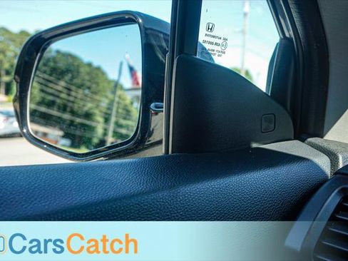 Used 2021 Honda Pilot Touring image 42