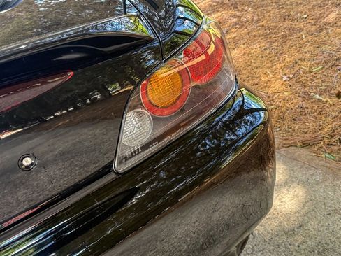 Used 2005 Honda S2000 image 29
