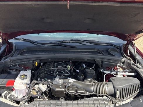 Used 2023 Jeep Grand Cherokee Limited image 39