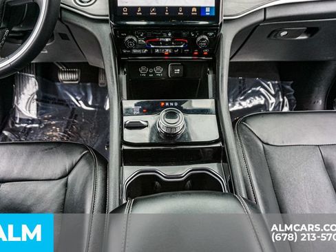 Used 2023 Jeep Grand Cherokee Limited AWD/4WD image 36