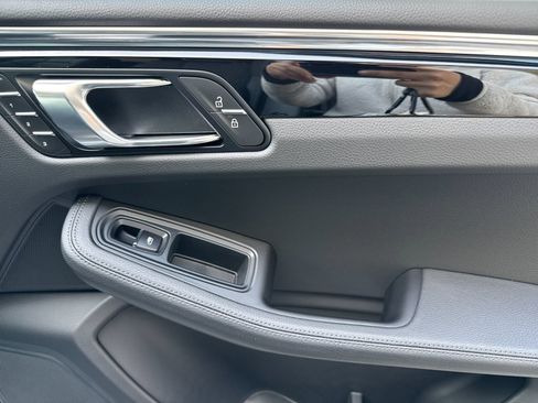 New 2026 Porsche Macan S image 20