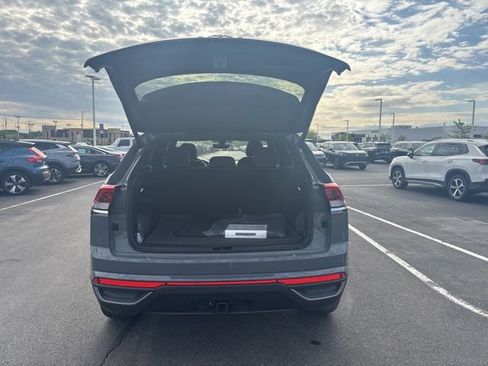 New 2026 Volkswagen Atlas Cross Sport SE AWD/4WD image 43