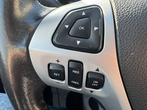 Used 2011 Ford Edge SEL w/ 202A Rapid Spec Order Code image 16